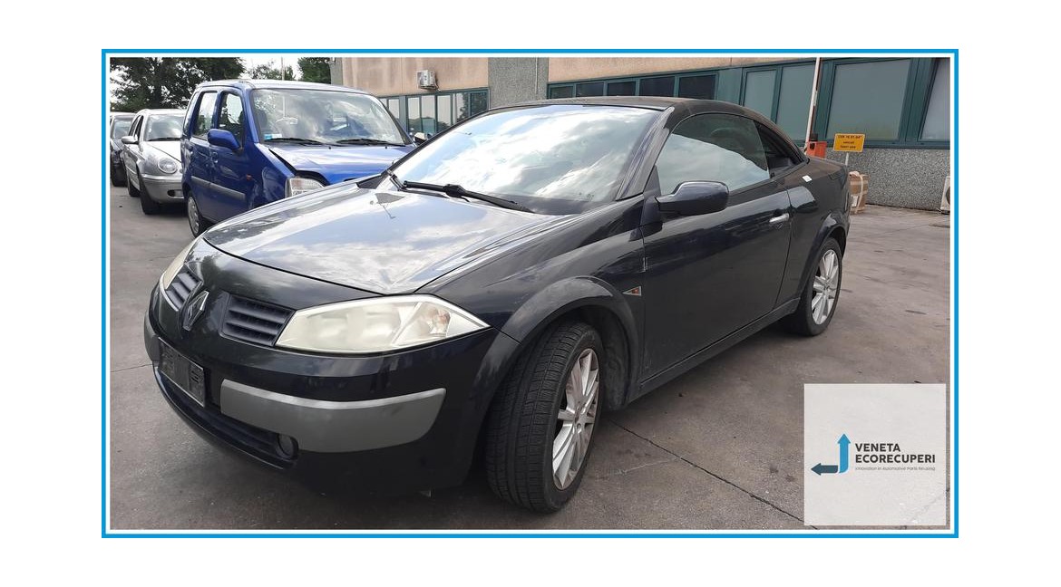 RENAULT MEGANE 2a Serie  del 2004 parti usate e ricambi - Tipo Motore K4MT7