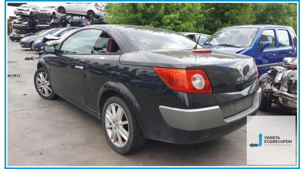 RENAULT MEGANE 2a Serie  del 2004 parti usate e ricambi - Tipo Motore K4MT7