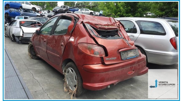 PEUGEOT 206  del 2005 parti usate e ricambi - Tipo Motore 8HZ