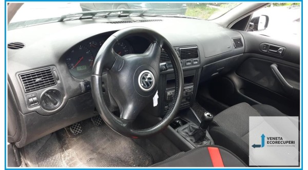 VOLKSWAGEN GOLF 1J del 2000 parti usate e ricambi - Tipo Motore AHF