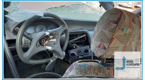 FIAT PUNTO 1a Serie  del 1999 parti usate e ricambi