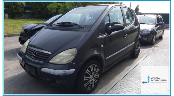 MERCEDES-BENZ Classe A W168 del 2001 parti usate e ricambi - Tipo Motore 668942