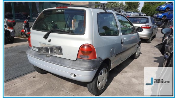 RENAULT TWINGO 1a Serie  del 2000 parti usate e ricambi - Tipo Motore D7FB7