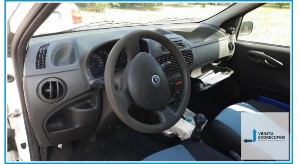FIAT PUNTO 2U del 2005 parti usate e ricambi - Tipo Motore 188A4000