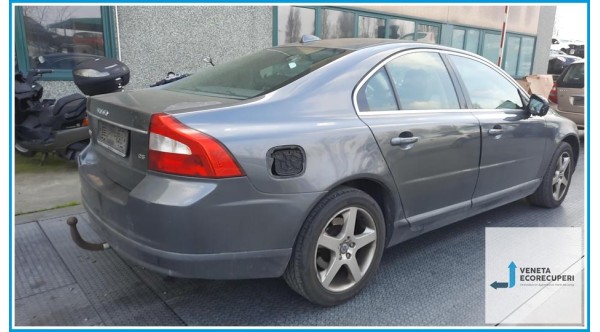 VOLVO S80  del 2007 parti usate e ricambi - Tipo Motore D5244T4