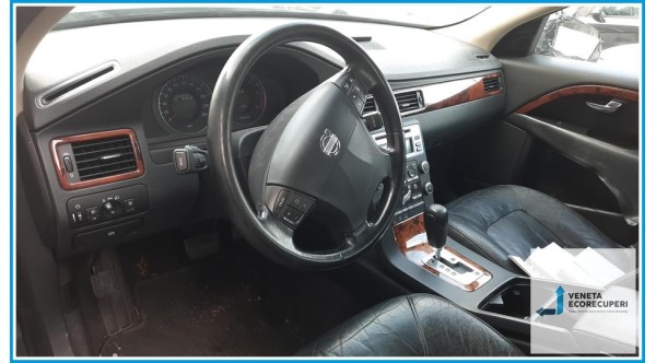 VOLVO S80  del 2007 parti usate e ricambi - Tipo Motore D5244T4