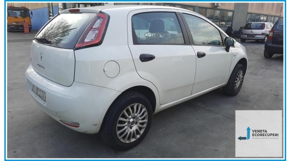 FIAT PUNTO EVO 3J del 2012 parti usate e ricambi - Tipo Motore 350A1000
