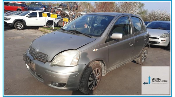 TOYOTA YARIS FRP del 2004 parti usate e ricambi - Tipo Motore 2SZFE
