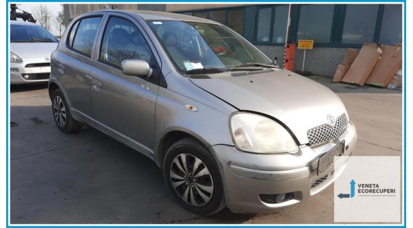 TOYOTA YARIS FRP del 2004 parti usate e ricambi - Tipo Motore 2SZFE