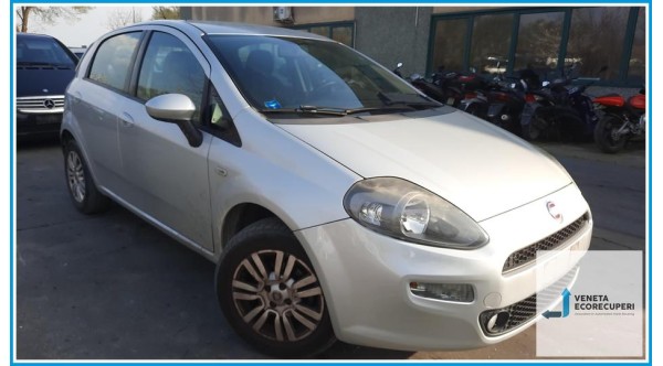 FIAT PUNTO 51 del 2013 parti usate e ricambi - Tipo Motore 350A1000