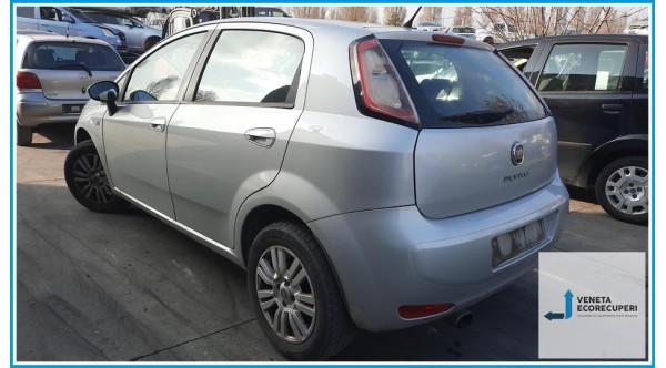 FIAT PUNTO 51 del 2013 parti usate e ricambi - Tipo Motore 350A1000