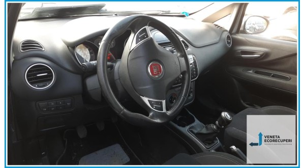 FIAT PUNTO 51 del 2013 parti usate e ricambi - Tipo Motore 350A1000