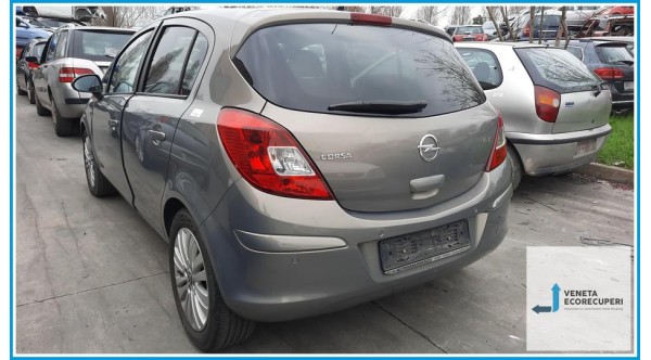 OPEL CORSA S07 del 2011 parti usate e ricambi - Tipo Motore A12XER