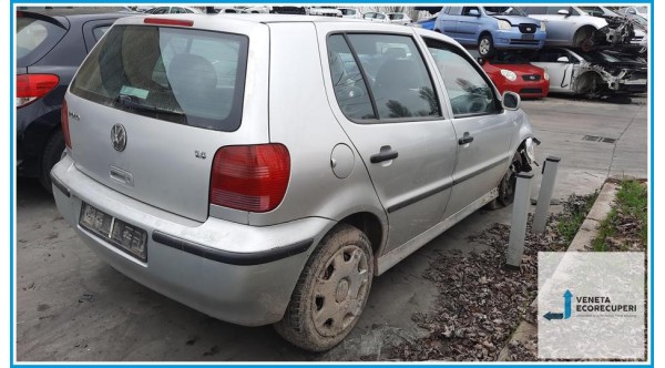 VOLKSWAGEN POLO 3a Serie  del 2001 parti usate e ricambi - Tipo Motore AUA