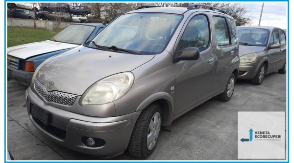 TOYOTA YARIS VERSO  del 2005 parti usate e ricambi - Tipo Motore 2NZFE