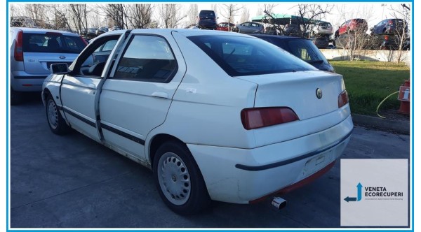 ALFA ROMEO 146  del 2000 parti usate e ricambi - Tipo Motore AR33503