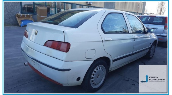 ALFA ROMEO 146  del 2000 parti usate e ricambi - Tipo Motore AR33503