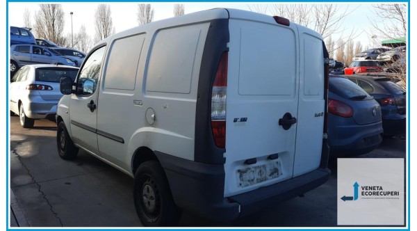 FIAT DOBLO' CARGO 2W del 2004 parti usate e ricambi - Tipo Motore 223A6000