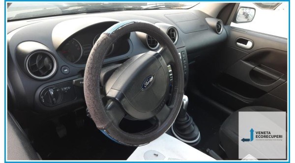 FORD FIESTA CBK del 2004 parti usate e ricambi - Tipo Motore FUJA