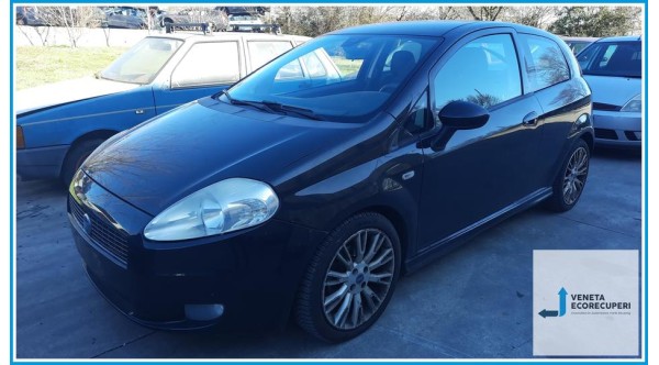 FIAT GRANDE PUNTO 2Y del 2007 parti usate e ricambi - Tipo Motore 199A3000