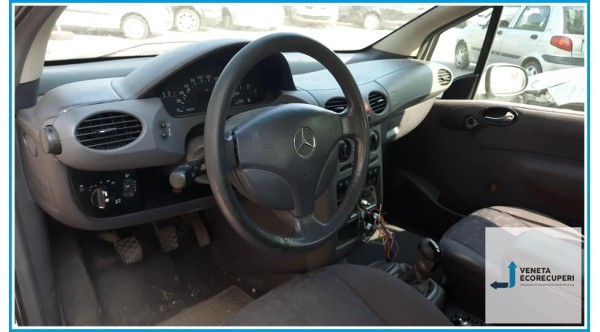 MERCEDES-BENZ Classe A W168 del 2000 parti usate e ricambi - Tipo Motore 166960