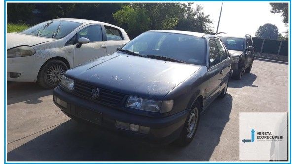 VOLKSWAGEN PASSAT 3A del 1995 parti usate e ricambi - Tipo Motore ABS