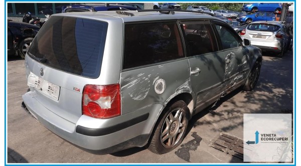 VOLKSWAGEN PASSAT 3B del 2001 parti usate e ricambi - Tipo Motore AVB