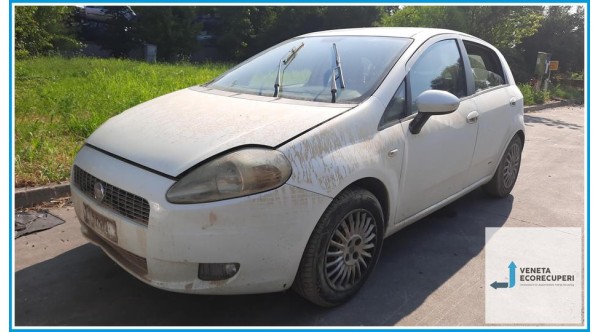 FIAT GRANDE PUNTO 4C del 2008 parti usate e ricambi - Tipo Motore 199A4000