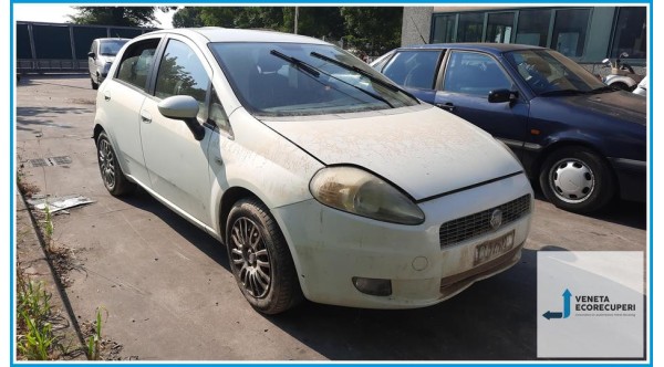 FIAT GRANDE PUNTO 4C del 2008 parti usate e ricambi - Tipo Motore 199A4000