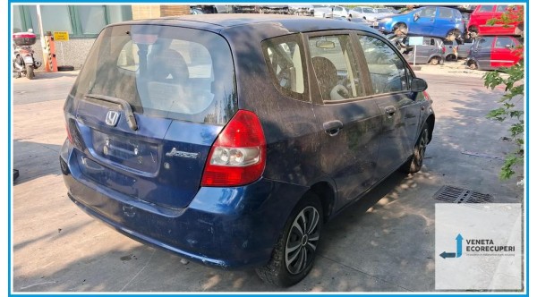 HONDA JAZZ 1a Serie  del 2002 parti usate e ricambi - Tipo Motore L12A1
