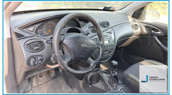 FORD FOCUS CAK del 2000 parti usate e ricambi - Tipo Motore C9DB
