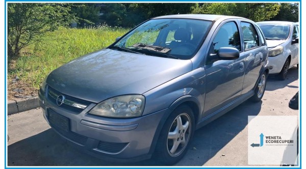 OPEL CORSA X01 del 2005 parti usate e ricambi - Tipo Motore Z12XEP