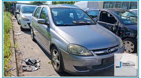 OPEL CORSA X01 del 2005 parti usate e ricambi - Tipo Motore Z12XEP