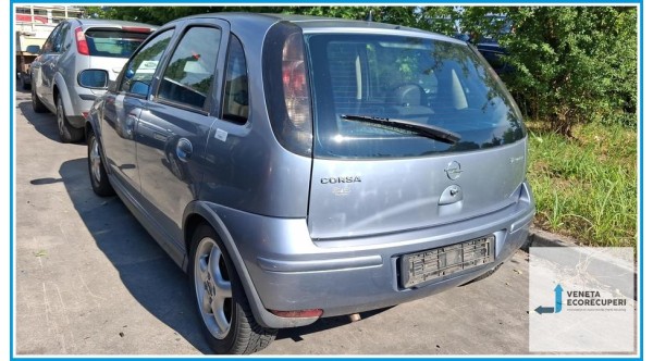OPEL CORSA X01 del 2005 parti usate e ricambi - Tipo Motore Z12XEP
