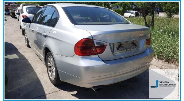 BMW Serie 3 E90/E91 del 2007 parti usate e ricambi - Tipo Motore N47D20A