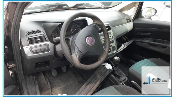 FIAT GRANDE PUNTO 4C del 2008 parti usate e ricambi - Tipo Motore 199A2000