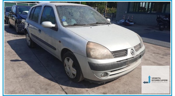 RENAULT CLIO 2a Serie  del 2002 parti usate e ricambi - Tipo Motore K9KA7