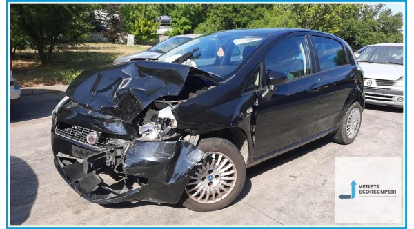 FIAT GRANDE PUNTO 4C del 2009 parti usate e ricambi - Tipo Motore 199A2000