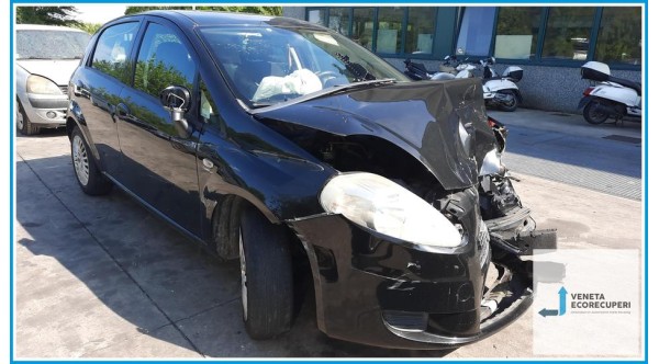 FIAT GRANDE PUNTO 4C del 2009 parti usate e ricambi - Tipo Motore 199A2000