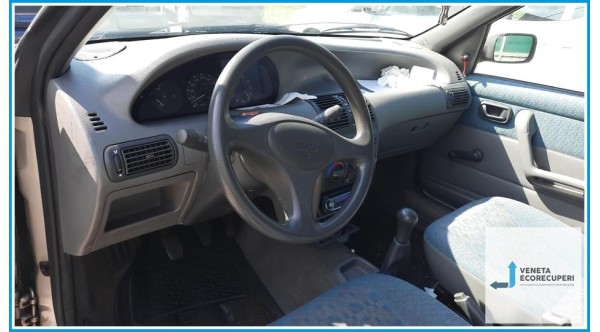 FIAT PUNTO 1a Serie  del 1997 parti usate e ricambi - Tipo Motore 176B4000