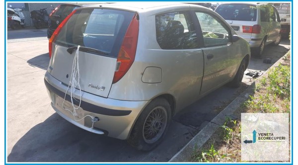 FIAT PUNTO 1N/1P del 2000 parti usate e ricambi - Tipo Motore 188A4000