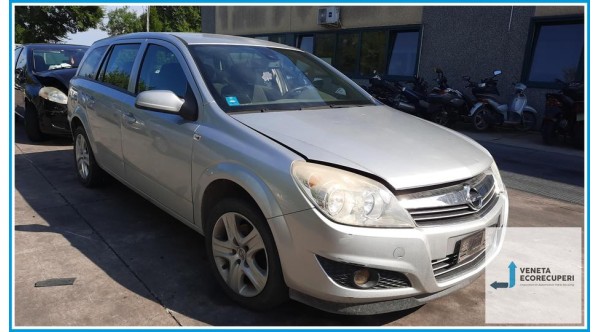 OPEL ASTRA A04 del 2009 parti usate e ricambi - Tipo Motore Z17DTR