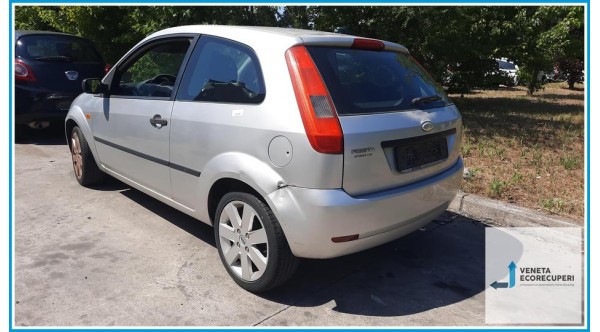 FORD FIESTA CBK del 2005 parti usate e ricambi - Tipo Motore FUJA