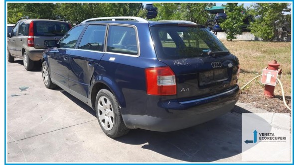 AUDI A4 8E del 2004 parti usate e ricambi - Tipo Motore AVF
