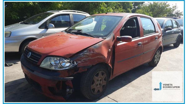 FIAT PUNTO 2U del 2005 parti usate e ricambi - Tipo Motore 188A5000