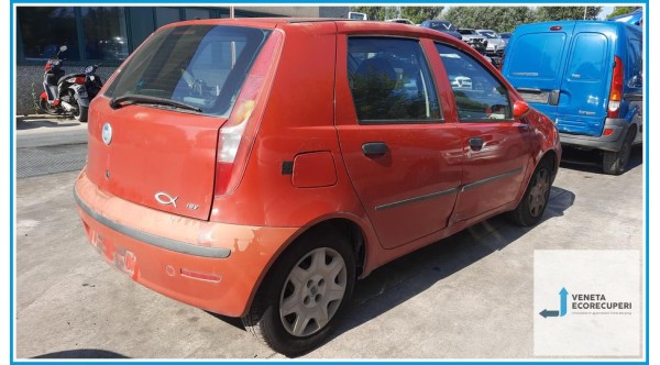 FIAT PUNTO 2U del 2005 parti usate e ricambi - Tipo Motore 188A5000