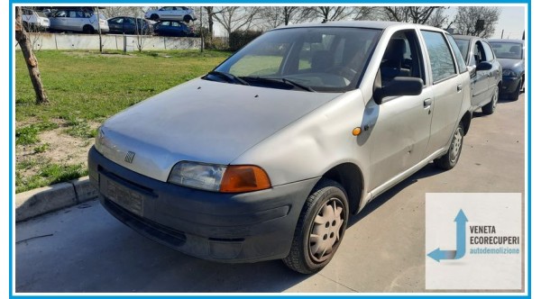 FIAT PUNTO 1a Serie  del 1997 parti usate e ricambi