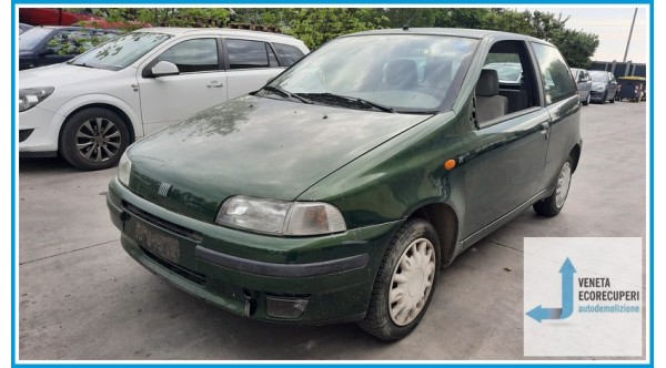 FIAT PUNTO 1a Serie  del 1995 parti usate e ricambi