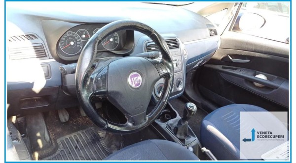 FIAT GRANDE PUNTO 2Y del 2008 parti usate e ricambi - Tipo Motore 199A2000