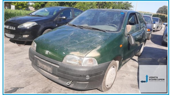 FIAT PUNTO 1a Serie  del 1994 parti usate e ricambi - Tipo Motore 176A8000